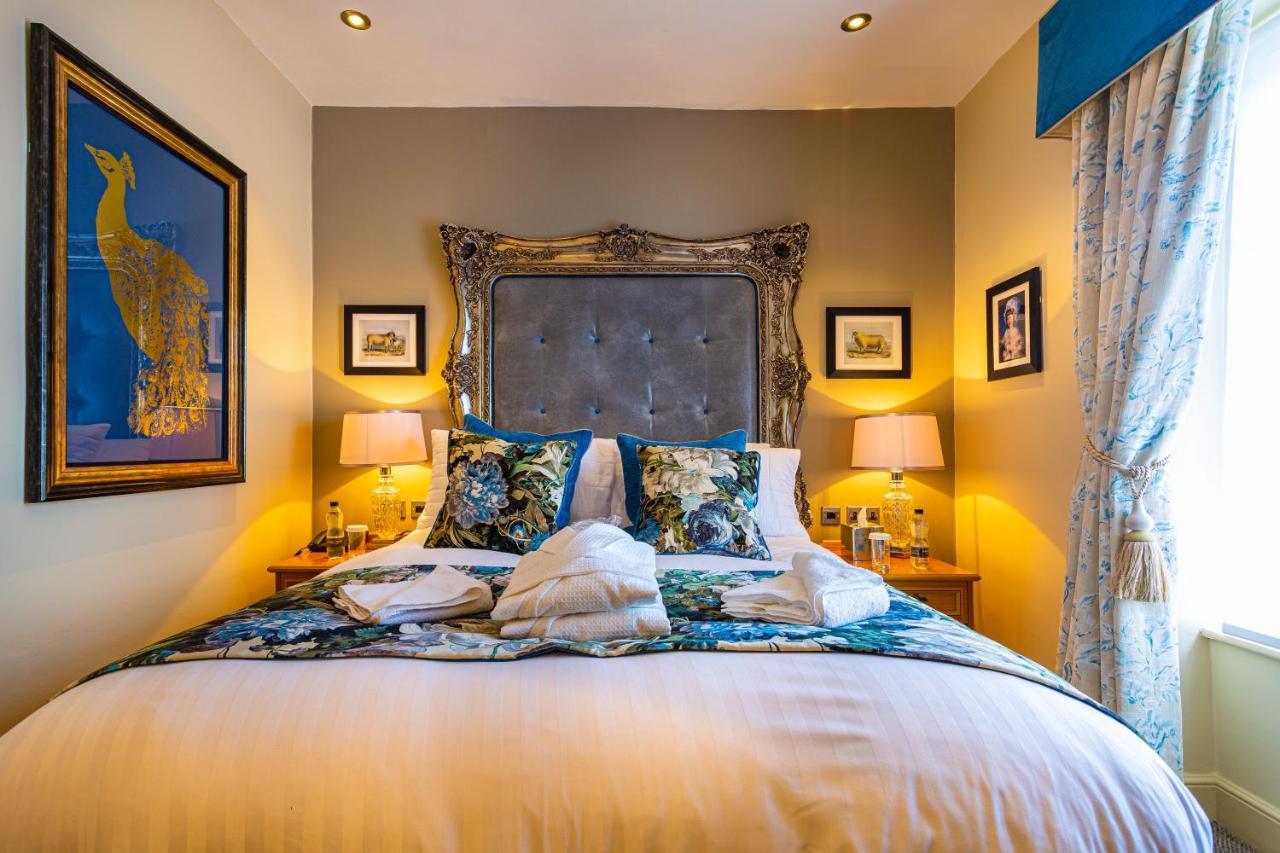 The Rutland Arms Hotel, Bakewell, Derbyshire Dış mekan fotoğraf