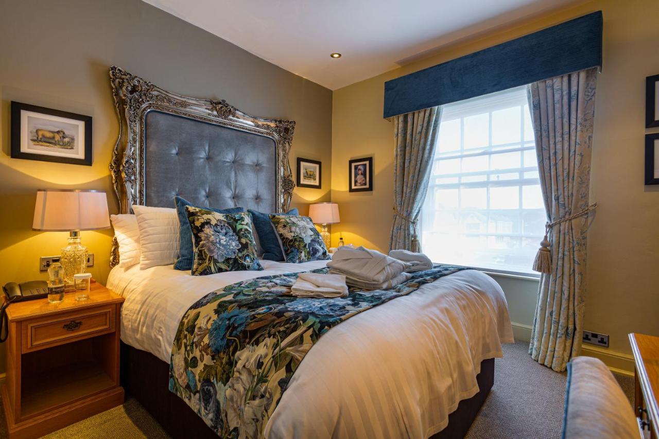 The Rutland Arms Hotel, Bakewell, Derbyshire Dış mekan fotoğraf