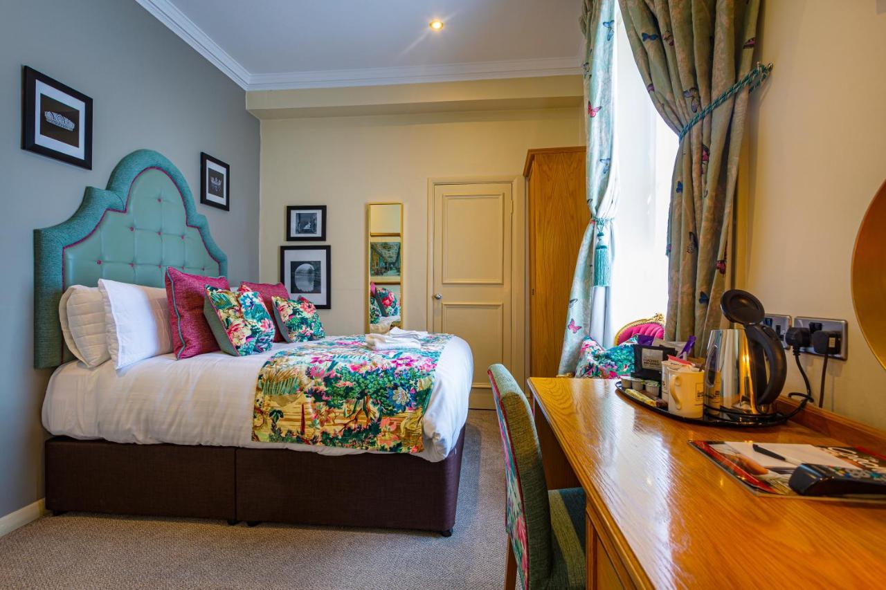 The Rutland Arms Hotel, Bakewell, Derbyshire Dış mekan fotoğraf