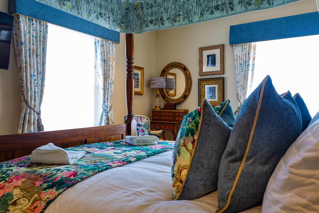 The Rutland Arms Hotel, Bakewell, Derbyshire Dış mekan fotoğraf